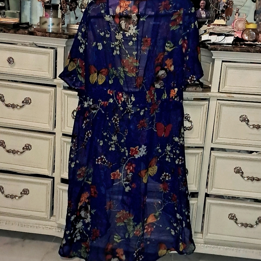 Floral Sheer Kimono - Picture 2 of 3